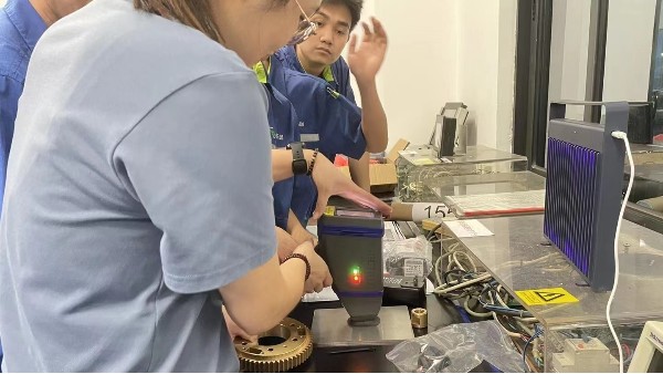 醫(yī)療機(jī)械設(shè)備生產(chǎn)企業(yè)采購(gòu)手持光譜儀xSORT保證產(chǎn)品的優(yōu)質(zhì)可靠性